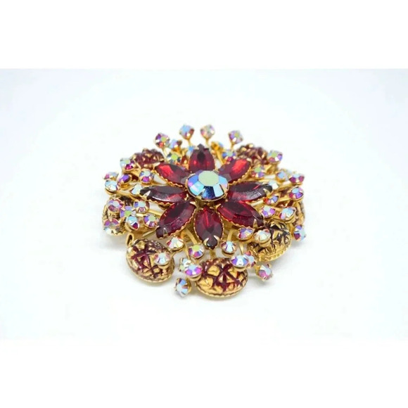 Red Aurora Borealis Molded Glass Rhinestone Large Gold Tone Brooch - Picture 2 of 5